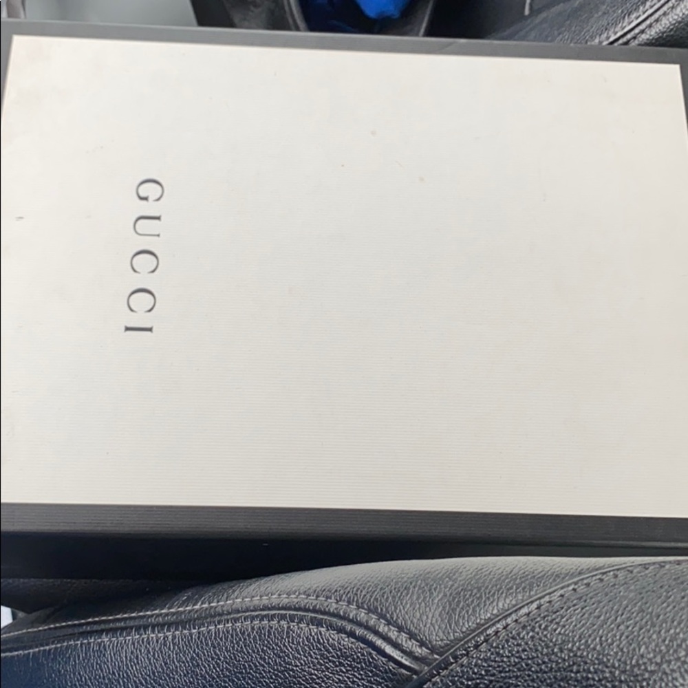 Gucci Women’s Sneakers- SOLD